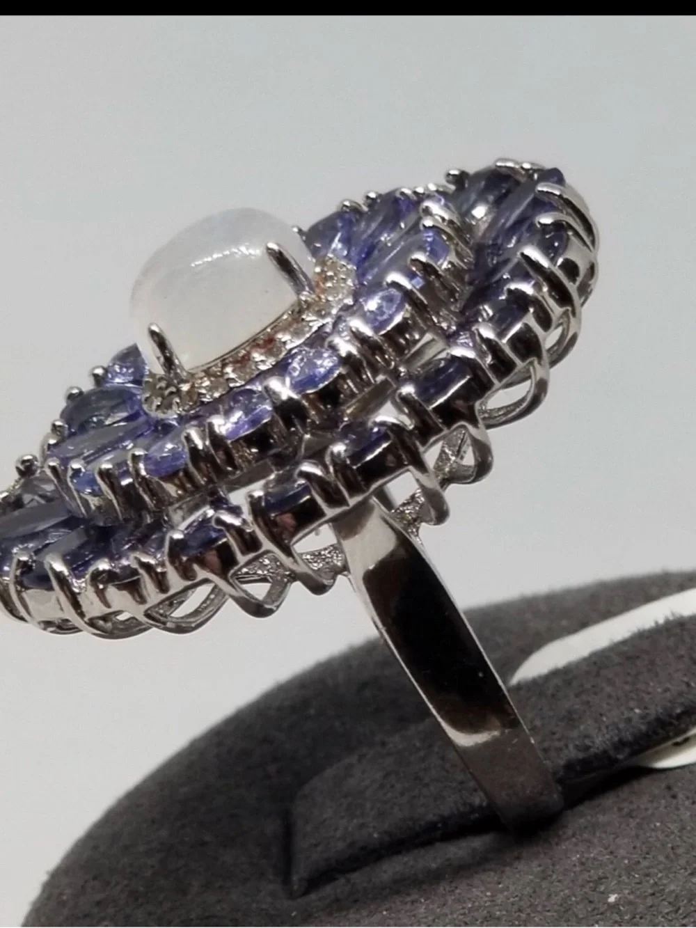 Vintage Colleen Lopez China JCL Sterling with Multi Stones Ring, Size 7. - Picture 2 of 5